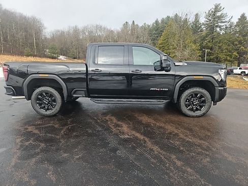 New 2026 GMC Sierra 2500 AT4 w/ Technology Package AWD/4WD image 6