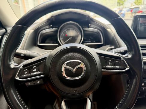 Used 2017 MAZDA MAZDA3 Grand Touring w/ Premium Equipment Package FWD image 32