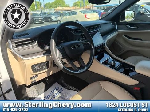 Used 2024 Jeep Grand Cherokee Limited 4xe AWD/4WD image 10