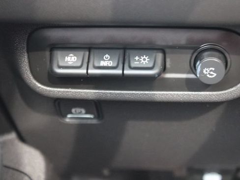 Used 2024 GMC Terrain AT4 w/ Infotainment Package II AWD/4WD image 17
