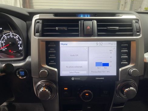 Used 2024 Toyota 4Runner SR5 image 30