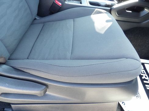 Used 2022 Nissan Frontier S image 43