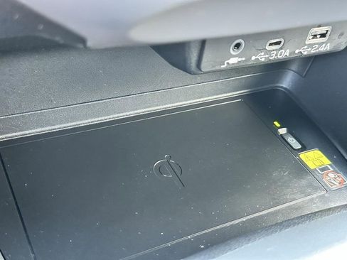 Used 2024 Subaru Crosstrek 2.5i Limited w/ Crosstrek Mirror Package image 19