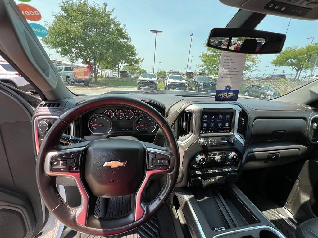 Used 2020 Chevrolet Silverado 1500 LTZ AWD/4WD image 42