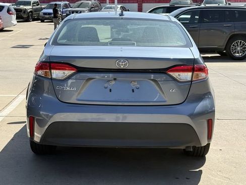 Used 2024 Toyota Corolla LE FWD image 5