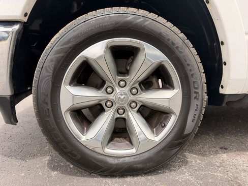 Used 2019 RAM 1500 Limited AWD/4WD image 28