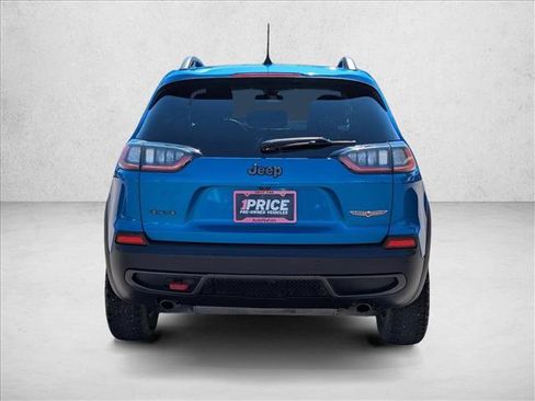 Used 2020 Jeep Cherokee Trailhawk w/ Cold Weather Group AWD/4WD image 7