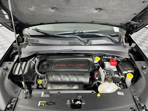 Used 2022 Jeep Compass Latitude image 32