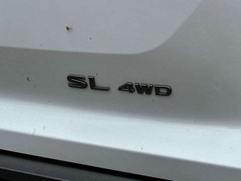 New 2026 Nissan Pathfinder SL image 5