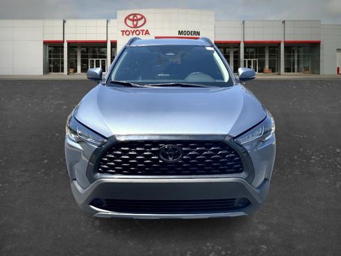 Certified 2023 Toyota Corolla Cross LE FWD image 2