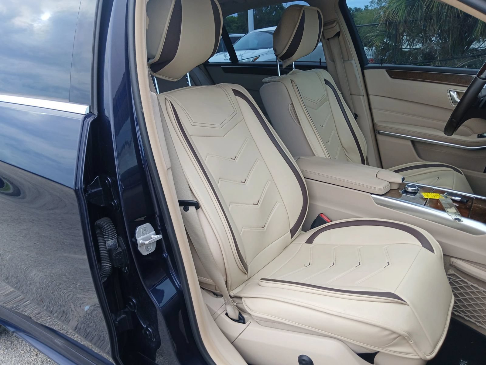 Used 2016 Mercedes-Benz E 350 Sedan image 19