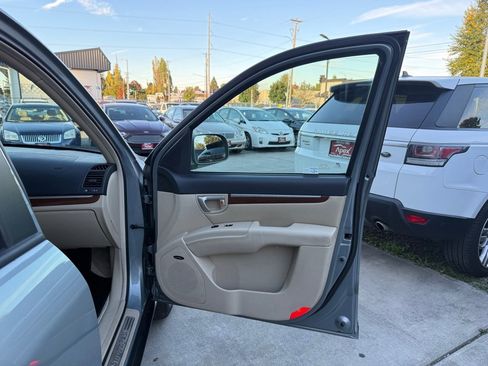Used 2007 Hyundai Santa Fe Limited image 16