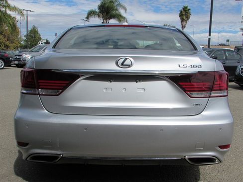 Used 2013 Lexus LS 460 AWD w/ F-Sport Pkg image 6