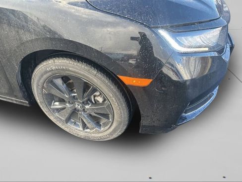 Used 2023 Honda Odyssey Sport image 12