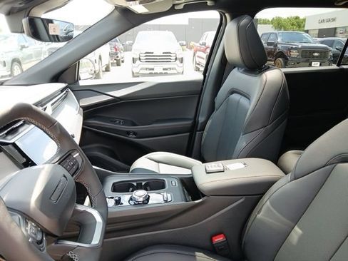 New 2026 Jeep Cherokee Limited AWD/4WD image 19