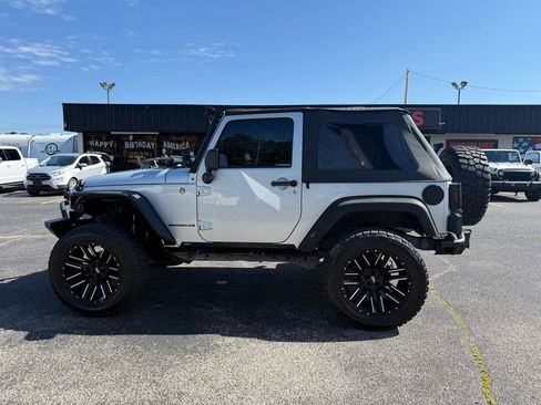 Used 2011 Jeep Wrangler Sport AWD/4WD image 6