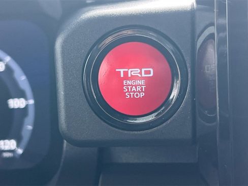 Used 2024 Toyota Tacoma TRD Off-Road image 25