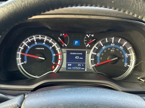 Used 2019 Toyota 4Runner TRD Off-Road image 23