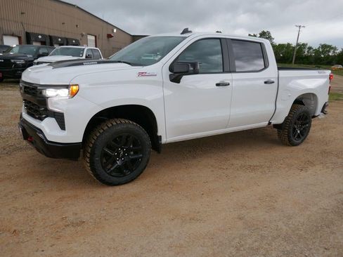New 2026 Chevrolet Silverado 1500 LT Trail Boss AWD/4WD image 9