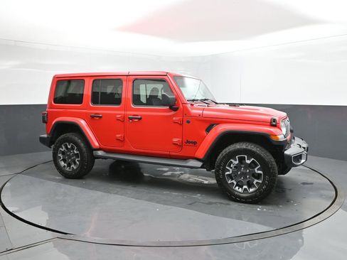 New 2025 Jeep Wrangler Sahara image 17