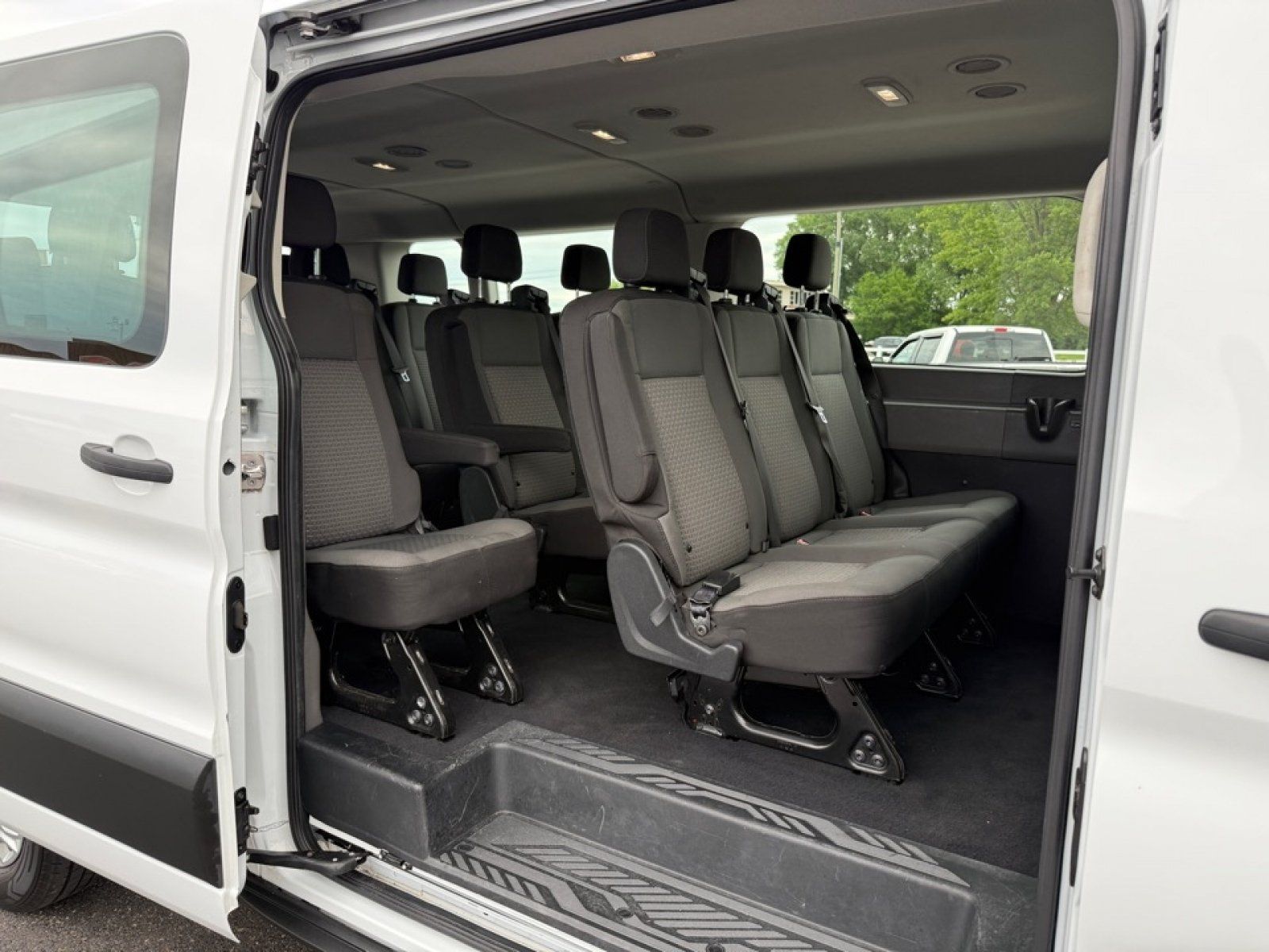 Used 2024 Ford Transit 350 XLT RWD image 35