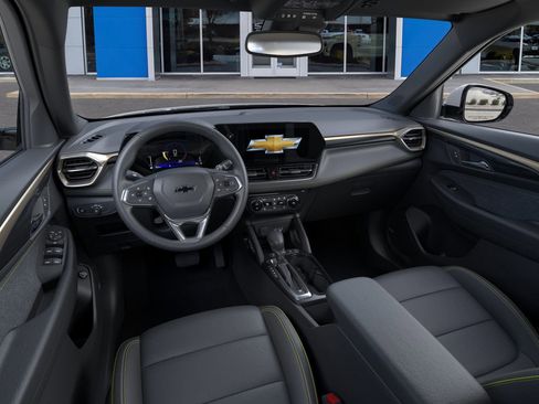 Used 2025 Chevrolet TrailBlazer ACTIV w/ Convenience Package image 57