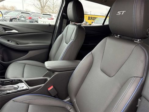 New 2026 Buick Encore GX Sport Touring image 13