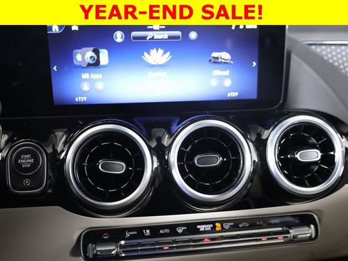Used 2025 Mercedes-Benz GLA 250 4MATIC image 22