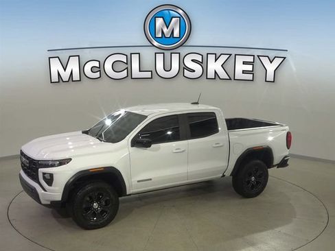 Certified 2024 GMC Canyon Elevation w/ Elevation Premium Package AWD/4WD image 1