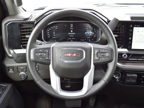 Used 2026 GMC Sierra 1500 SLT AWD/4WD image 7