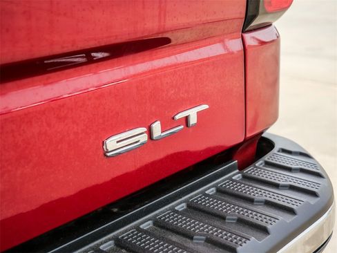 Used 2023 GMC Sierra 1500 SLT w/ SLT Convenience Package image 14