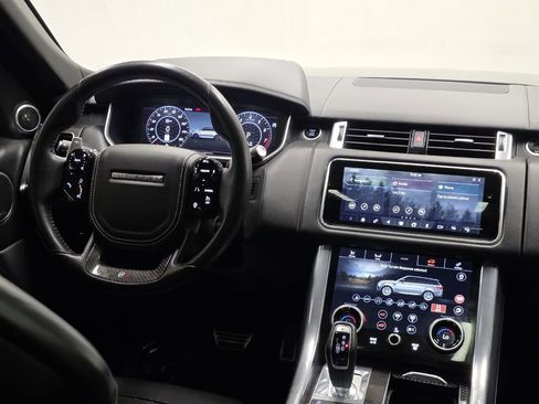 Used 2020 Land Rover Range Rover Sport SVR image 17