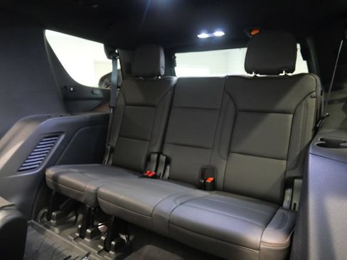 Used 2023 Chevrolet Tahoe High Country AWD/4WD image 27