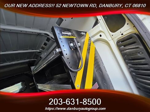 Used 2021 RAM ProMaster 2500 w/ Convenience Group FWD image 8