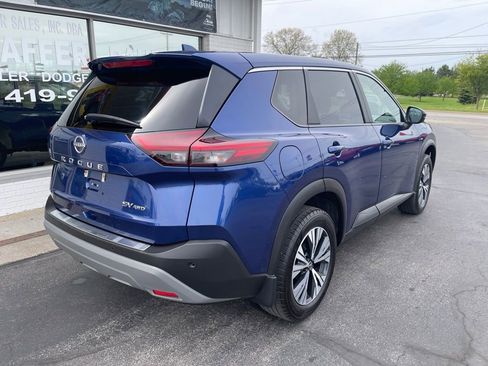 Used 2022 Nissan Rogue SV AWD/4WD image 3