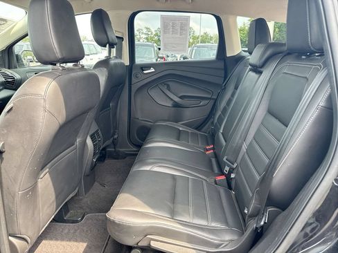 Used 2019 Ford Escape Titanium AWD/4WD image 23