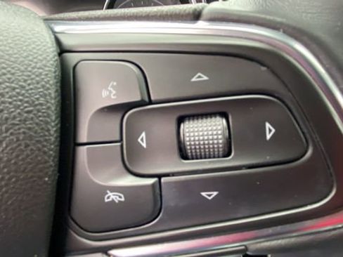 Used 2021 Buick Encore GX Select AWD/4WD image 23