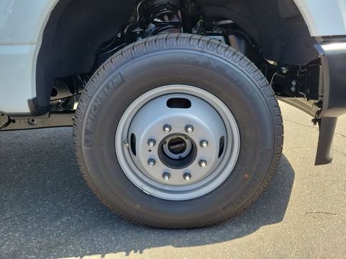 New 2026 Ford F350 XL AWD/4WD image 6