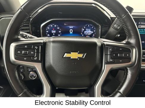 Used 2023 Chevrolet Silverado 1500 LT AWD/4WD image 39