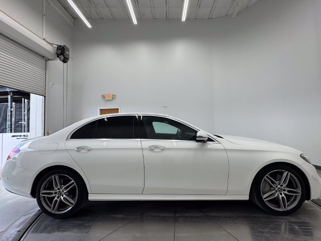 Used 2019 Mercedes-Benz E 300 4MATIC image 13