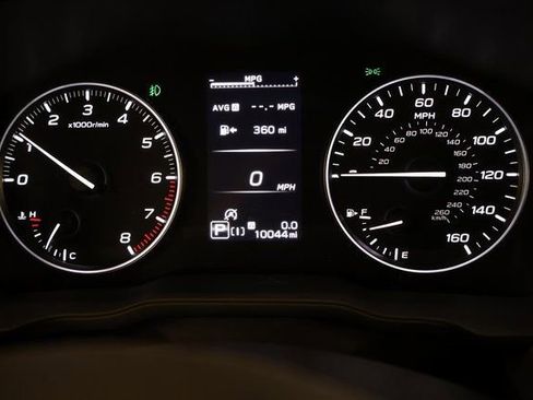 Certified 2024 Subaru Crosstrek 2.5i Limited w/ Crosstrek Mirror Package image 18