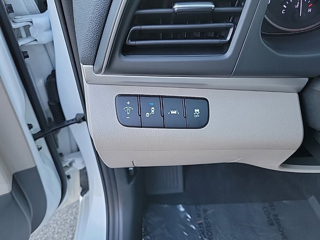 Used 2020 Hyundai Elantra Value Edition FWD image 30