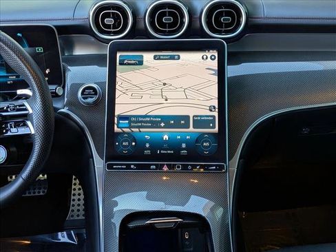 Used 2024 Mercedes-Benz GLC 43 AMG 4MATIC image 12