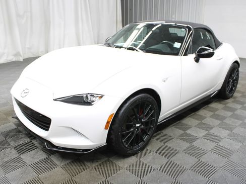 Used 2016 MAZDA MX-5 Miata Club w/ Brembo/BBS Package RWD image 7