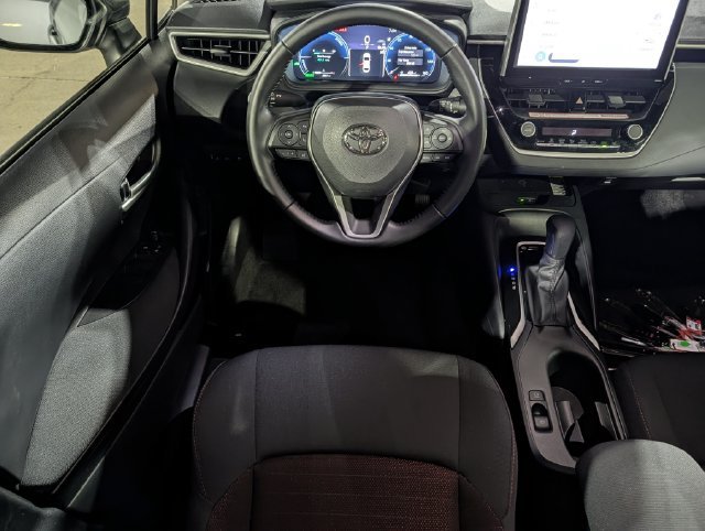 Certified 2026 Toyota Corolla SE w/ SE Premium Package FWD image 12