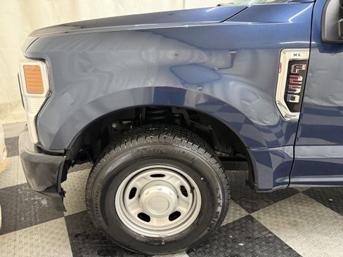 Used 2020 Ford F250 XL image 4