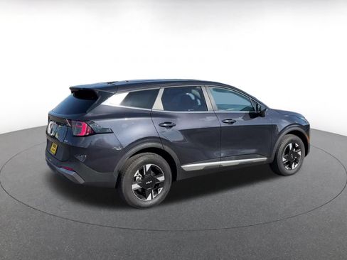Used 2026 Kia Sportage LX AWD/4WD image 11
