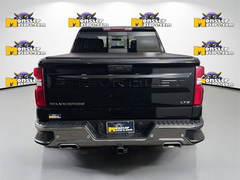 Used 2021 Chevrolet Silverado 1500 LTZ w/ Z71 Off-Road Package image 6