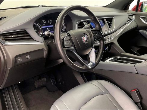 Used 2023 Buick Enclave Essence image 14
