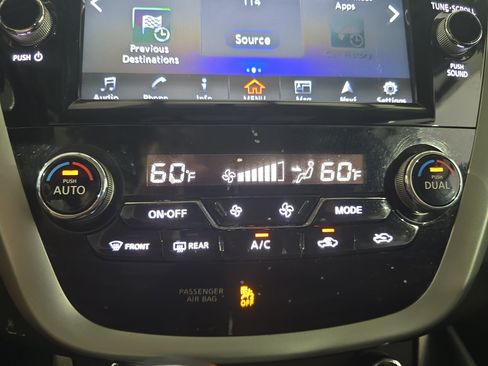 Used 2017 Nissan Murano SV w/ Premium Package FWD image 21